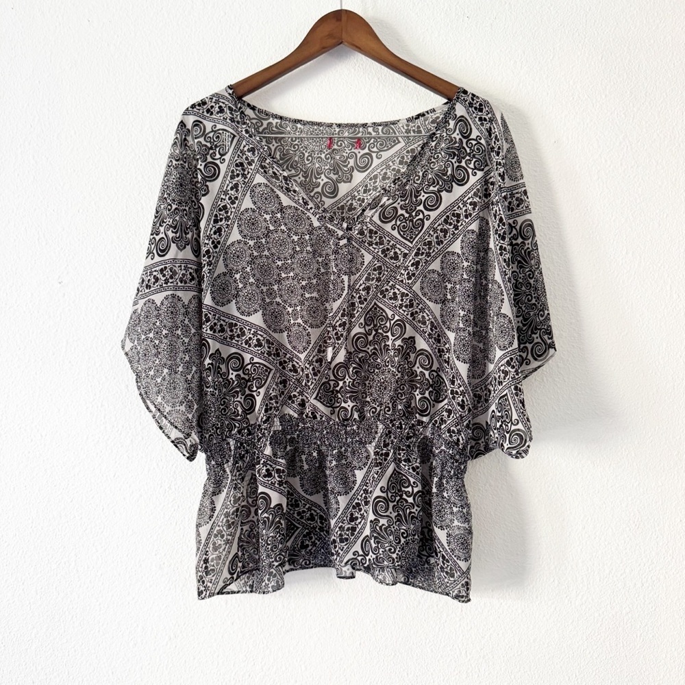 Elle Black & White Paisley Blouse Boho, Chic, Flowy Ethereal Hippie Chic XL